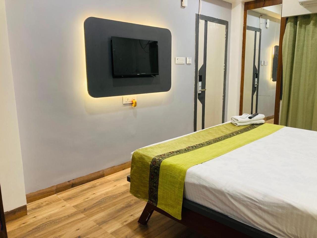 The Lavish Stay Varanasi Dış mekan fotoğraf