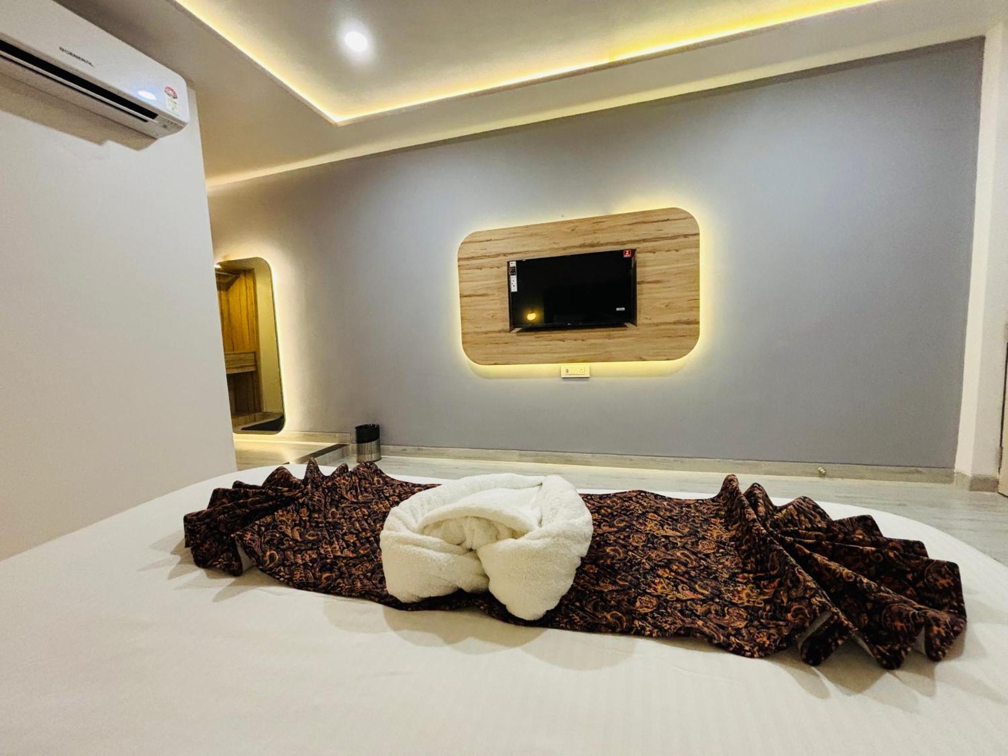 The Lavish Stay Varanasi Dış mekan fotoğraf