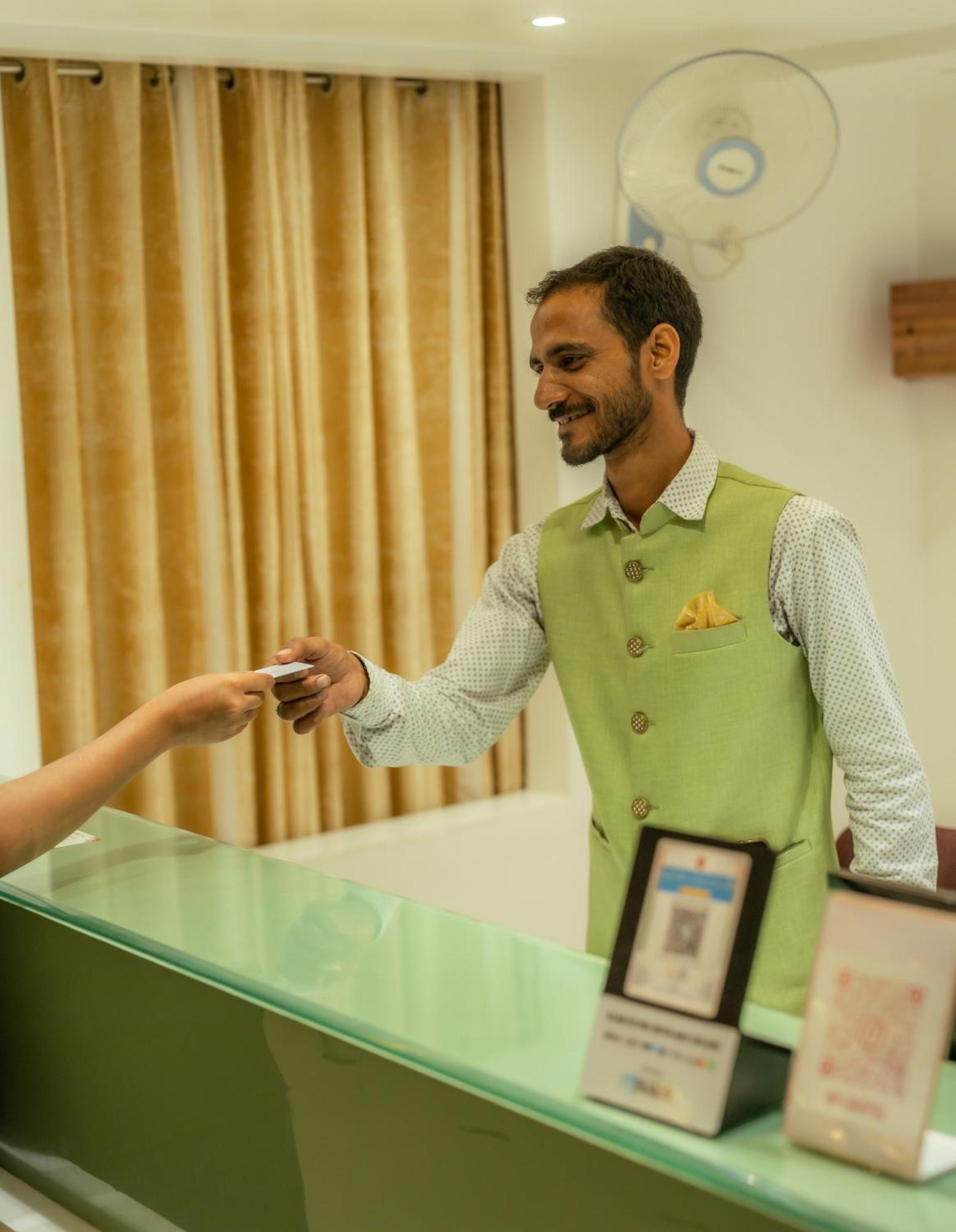 The Lavish Stay Varanasi Dış mekan fotoğraf