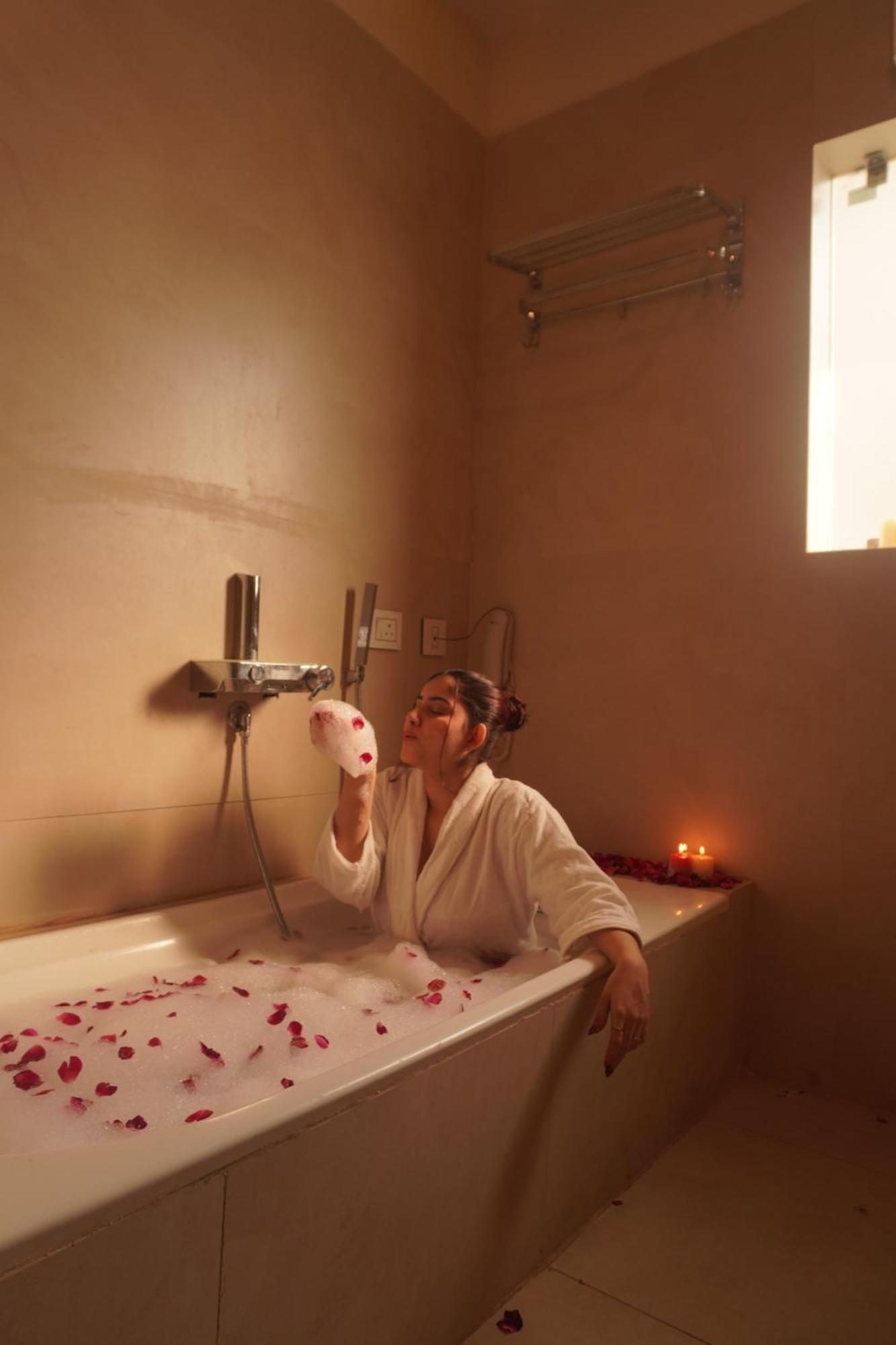 The Lavish Stay Varanasi Dış mekan fotoğraf